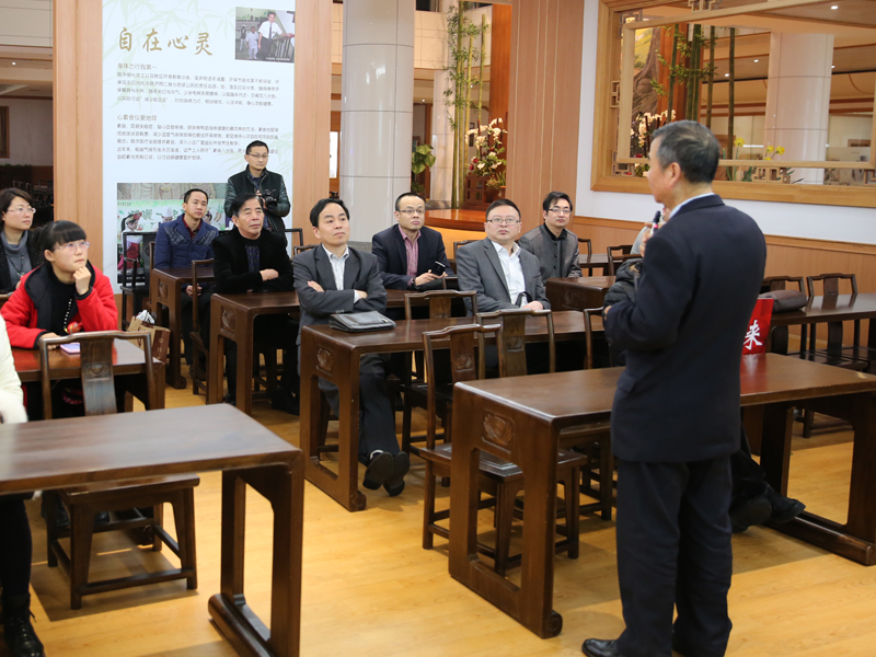 张家港市澳洋志工协会理事会一届二次会议圆满举行